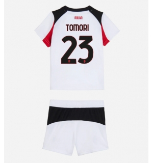 AC Milan Fikayo Tomori #23 Bortedraktsett Barn 2025-26 Kortermet (+ Korte bukser)