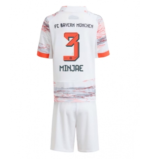Bayern Munich Kim Min-jae #3 Bortedraktsett Barn 2025-26 Kortermet (+ Korte bukser)