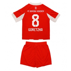Bayern Munich Leon Goretzka #8 Hjemmedraktsett Barn 2025-26 Kortermet (+ Korte bukser)