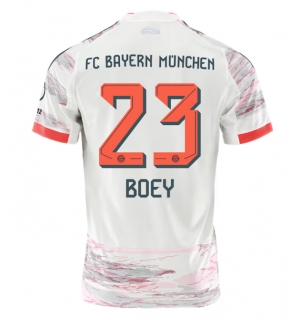 Bayern Munich Sacha Boey #23 Bortedrakt 2025-26 Kortermet