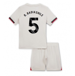 Chelsea Benoit Badiashile #5 Bortedraktsett Barn 2025-26 Kortermet (+ Korte bukser)