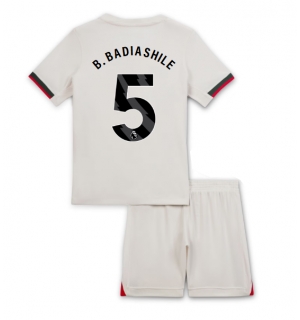 Chelsea Benoit Badiashile #5 Bortedraktsett Barn 2025-26 Kortermet (+ Korte bukser)