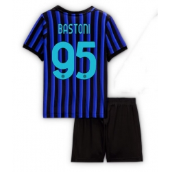 Inter Milan Alessandro Bastoni #95 Hjemmedraktsett Barn 2025-26 Kortermet (+ Korte bukser)
