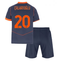 Inter Milan Hakan Calhanoglu #20 Tredjedraktsett Barn 2025-26 Kortermet (+ Korte bukser)