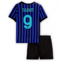Inter Milan Marcus Thuram #9 Hjemmedraktsett Barn 2025-26 Kortermet (+ Korte bukser)