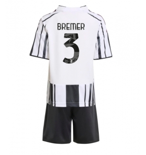 Juventus Gleison Bremer #3 Hjemmedraktsett Barn 2025-26 Kortermet (+ Korte bukser)