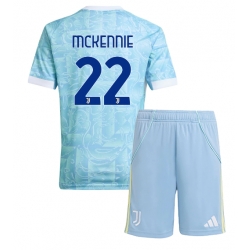 Juventus Weston McKennie #22 Bortedraktsett Barn 2025-26 Kortermet (+ Korte bukser)