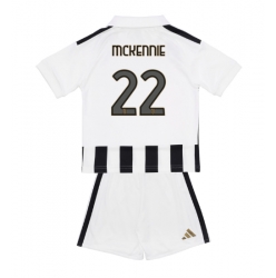 Juventus Weston McKennie #22 Hjemmedraktsett Barn 2026-27 Kortermet (+ Korte bukser)