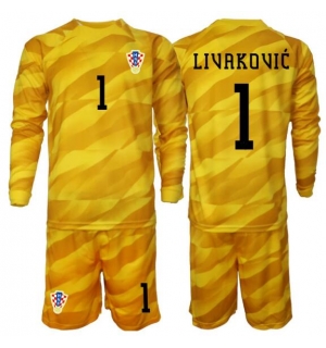 Kroatia Dominik Livakovic #1 Keeper Hjemmedraktsett Barn VM 2026 Langermet (+ Korte bukser)
