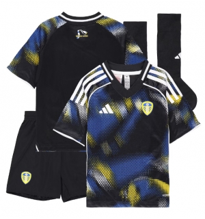 Leeds United Tredjedraktsett Barn 2025-26 Kortermet (+ Korte bukser)