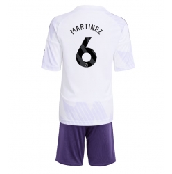 Manchester United Lisandro Martinez #6 Bortedraktsett Barn 2025-26 Kortermet (+ Korte bukser)