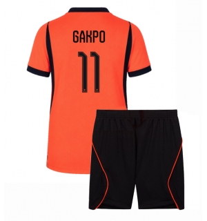 Nederland Cody Gakpo #11 Hjemmedraktsett Barn VM 2026 Kortermet (+ Korte bukser)