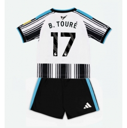 Newcastle United Bazoumana Toure #17 Hjemmedraktsett Barn 2026-27 Kortermet (+ Korte bukser)