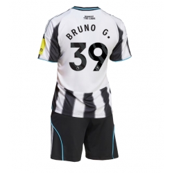 Newcastle United Bruno Guimaraes #39 Hjemmedraktsett Barn 2025-26 Kortermet (+ Korte bukser)