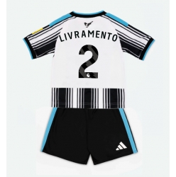 Newcastle United Tino Livramento #2 Hjemmedraktsett Barn 2026-27 Kortermet (+ Korte bukser)