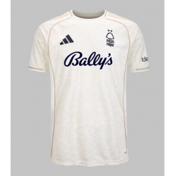Nottingham Forest Bortedrakt 2025-26 Kortermet
