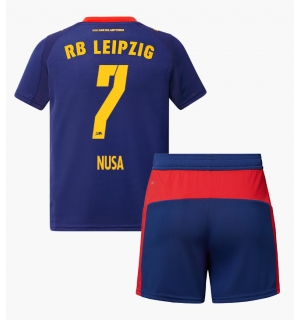 RB Leipzig Antonio Nusa #7 Bortedraktsett Barn 2025-26 Kortermet (+ Korte bukser)