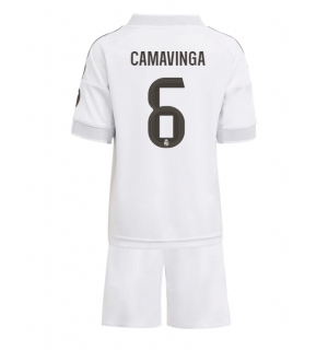 Real Madrid Eduardo Camavinga #6 Hjemmedraktsett Barn 2025-26 Kortermet (+ Korte bukser)