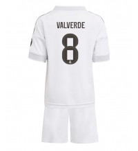 Real Madrid Federico Valverde #8 Hjemmedraktsett Barn 2025-26 Kortermet (+ Korte bukser)