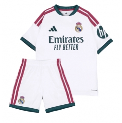 Real Madrid Hjemmedraktsett Barn 2026-27 Kortermet (+ Korte bukser)