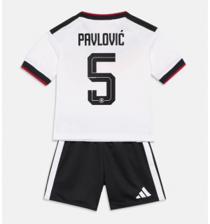 Tyskland Aleksandar Pavlovic #5 Hjemmedraktsett Barn VM 2026 Kortermet (+ Korte bukser)