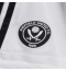 Sheffield United Bortedraktsett Barn 2026-27 Kortermet (+ Korte bukser) Sheffield United Bortedraktsett Barn 2026-27 Kortermet (+ Korte bukser)